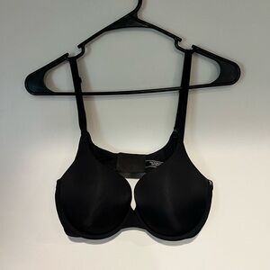 NWOT Victoria’s Secret Black Bra